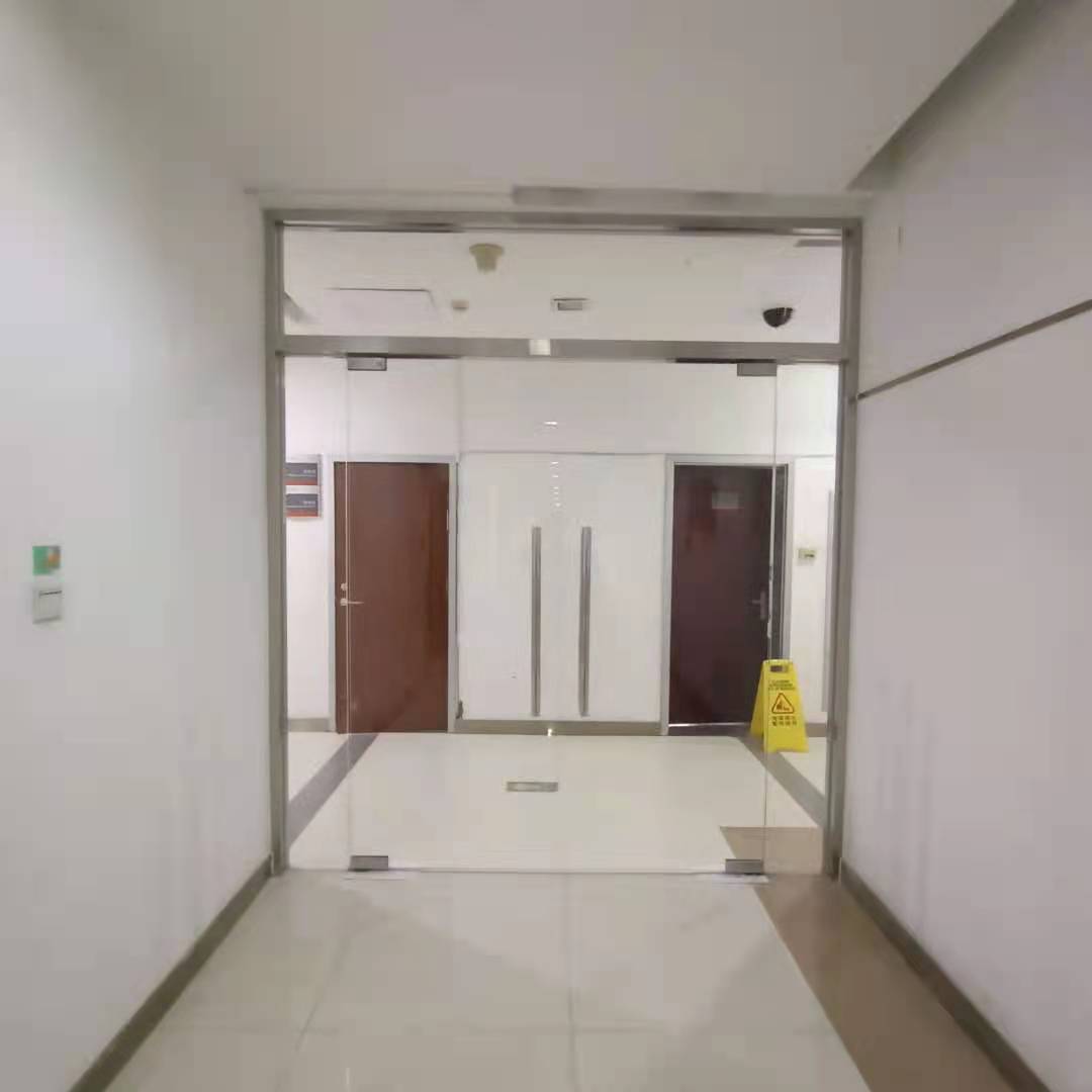 濟(jì)南玻璃門維修